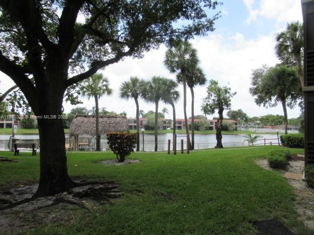 900 Colony Point Cir # 106, Pembroke Pines FL 33026 photo 5