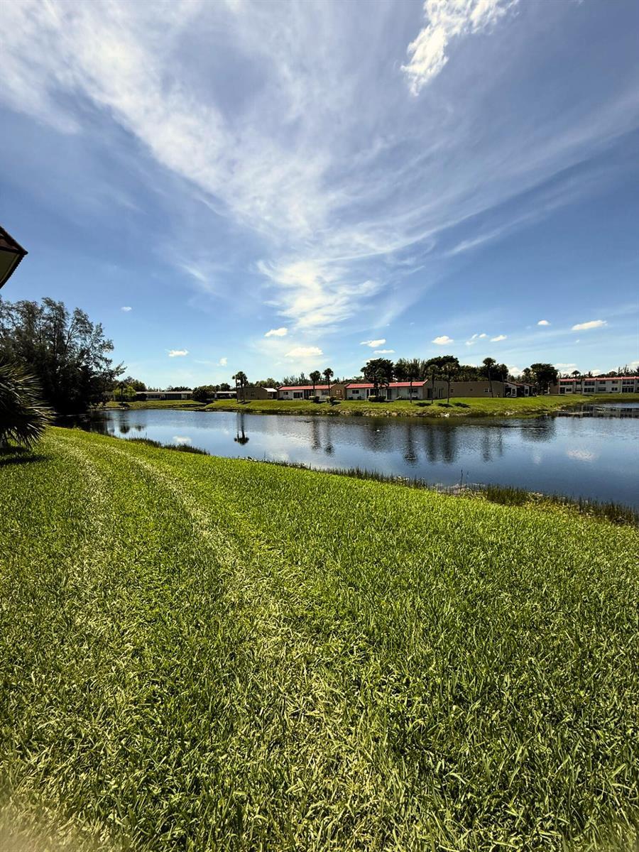 218 Lake Frances Drive, West Palm Beach FL 33411 photo 3
