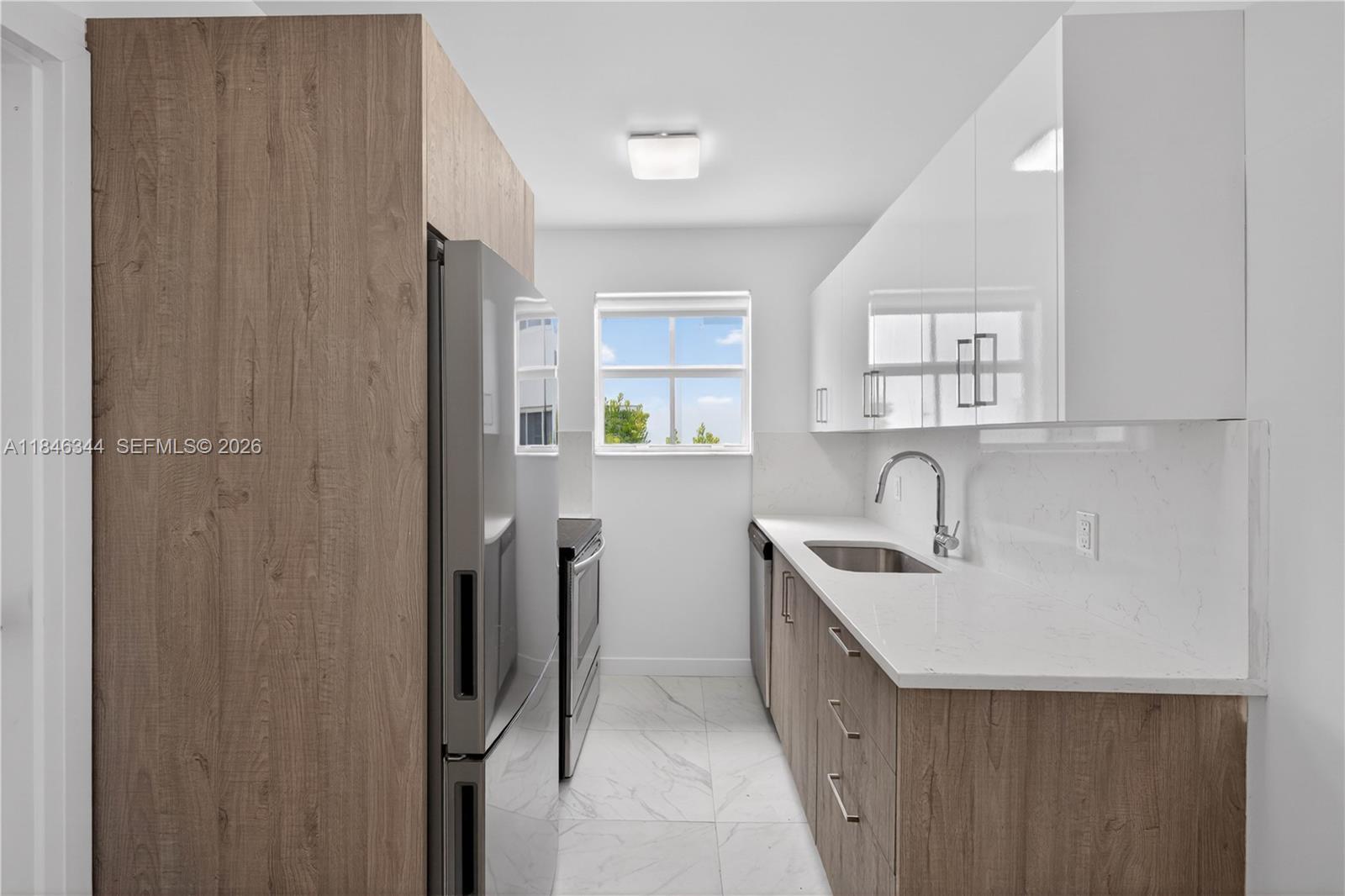 1552 Euclid Ave # 4, Miami Beach FL 33139 photo 2
