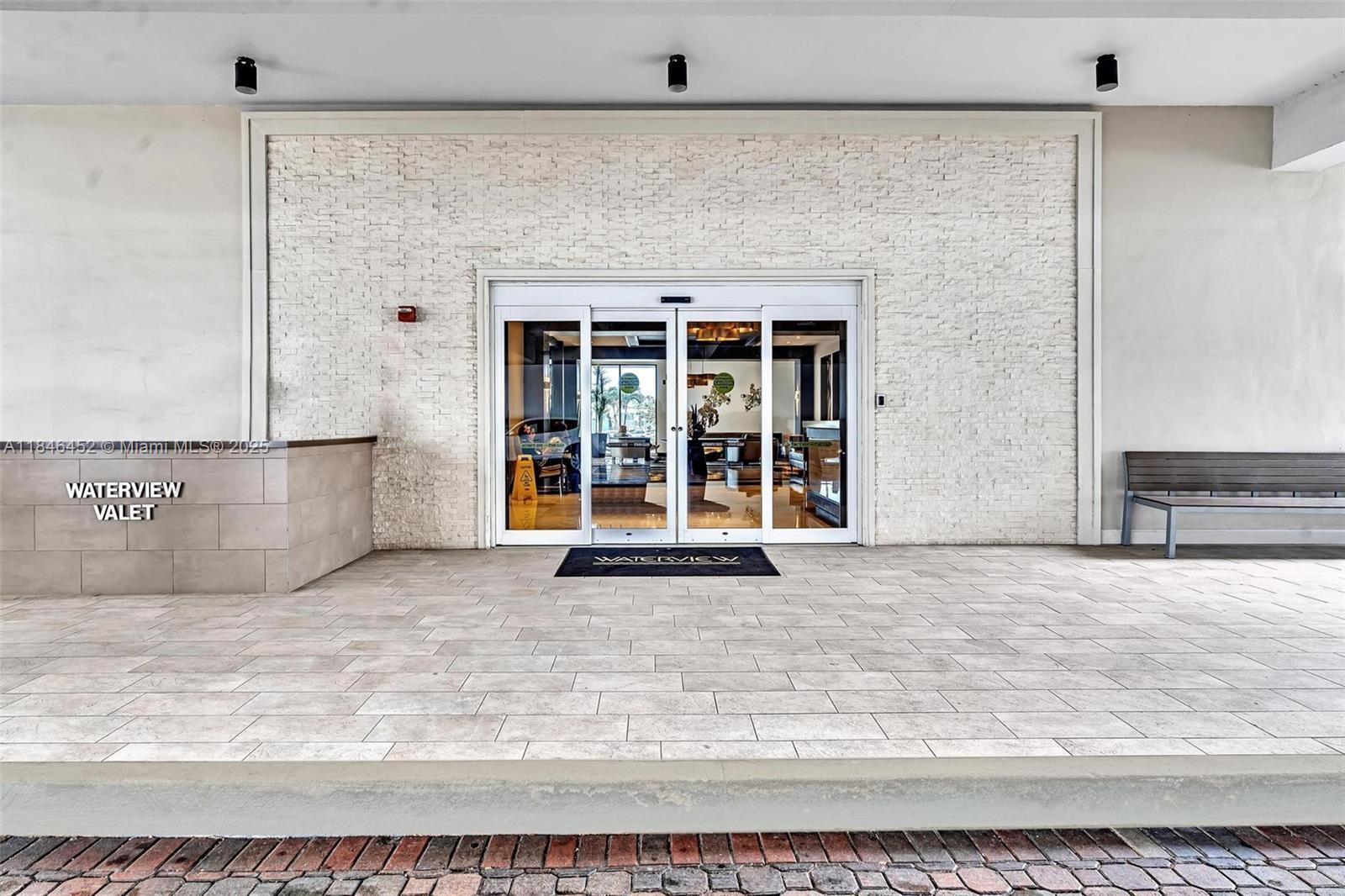 20515 E Country Club Dr # 1449, Aventura FL 33180 photo 4