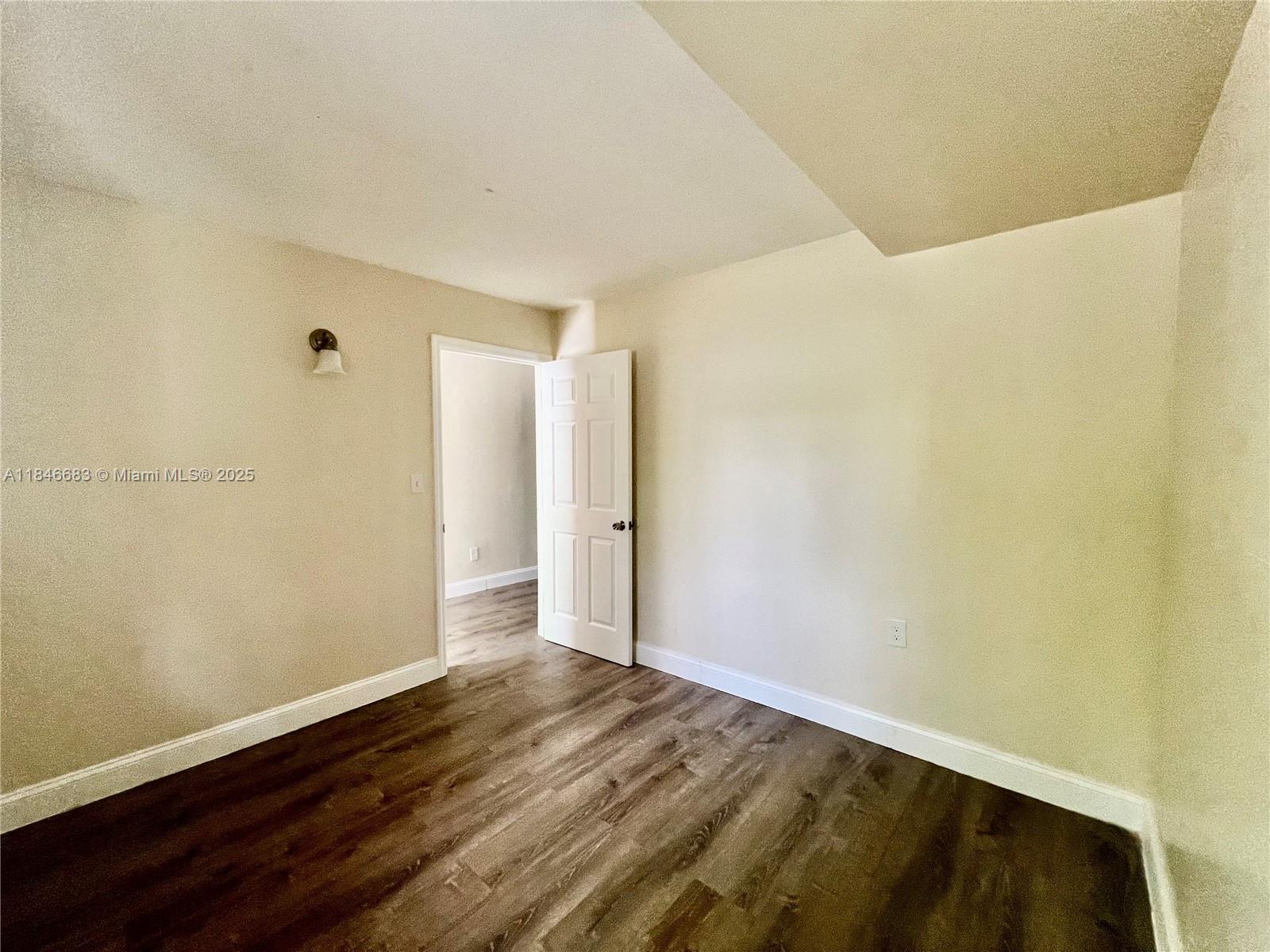 42 NW 7th Ave # 1, Homestead FL 33030 photo 5