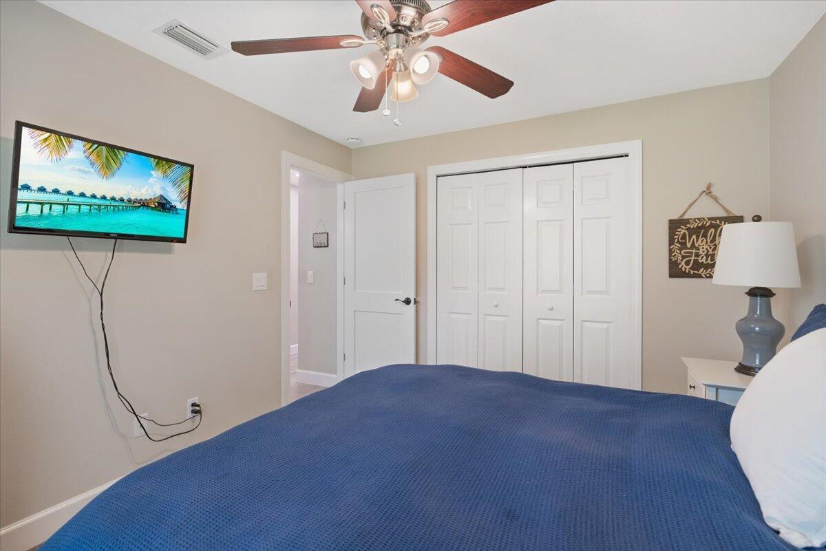 8755 97th Court, Vero Beach FL 32967 photo 5