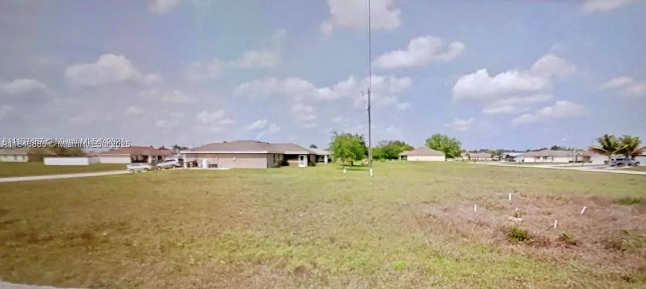2117 NE 9th PL, Cape Coral FL 33909 photo 3