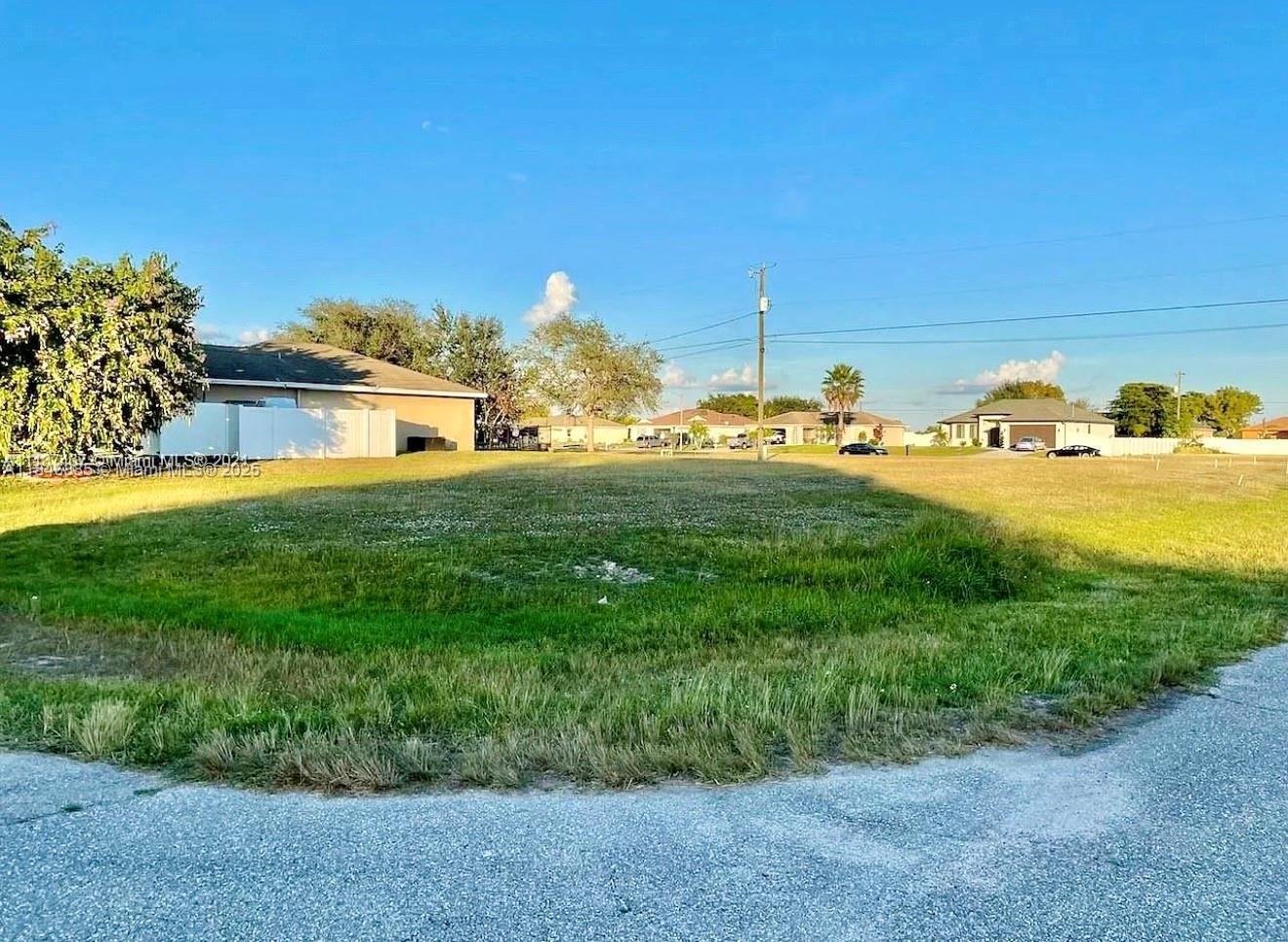 2117 NE 9th PL, Cape Coral FL 33909