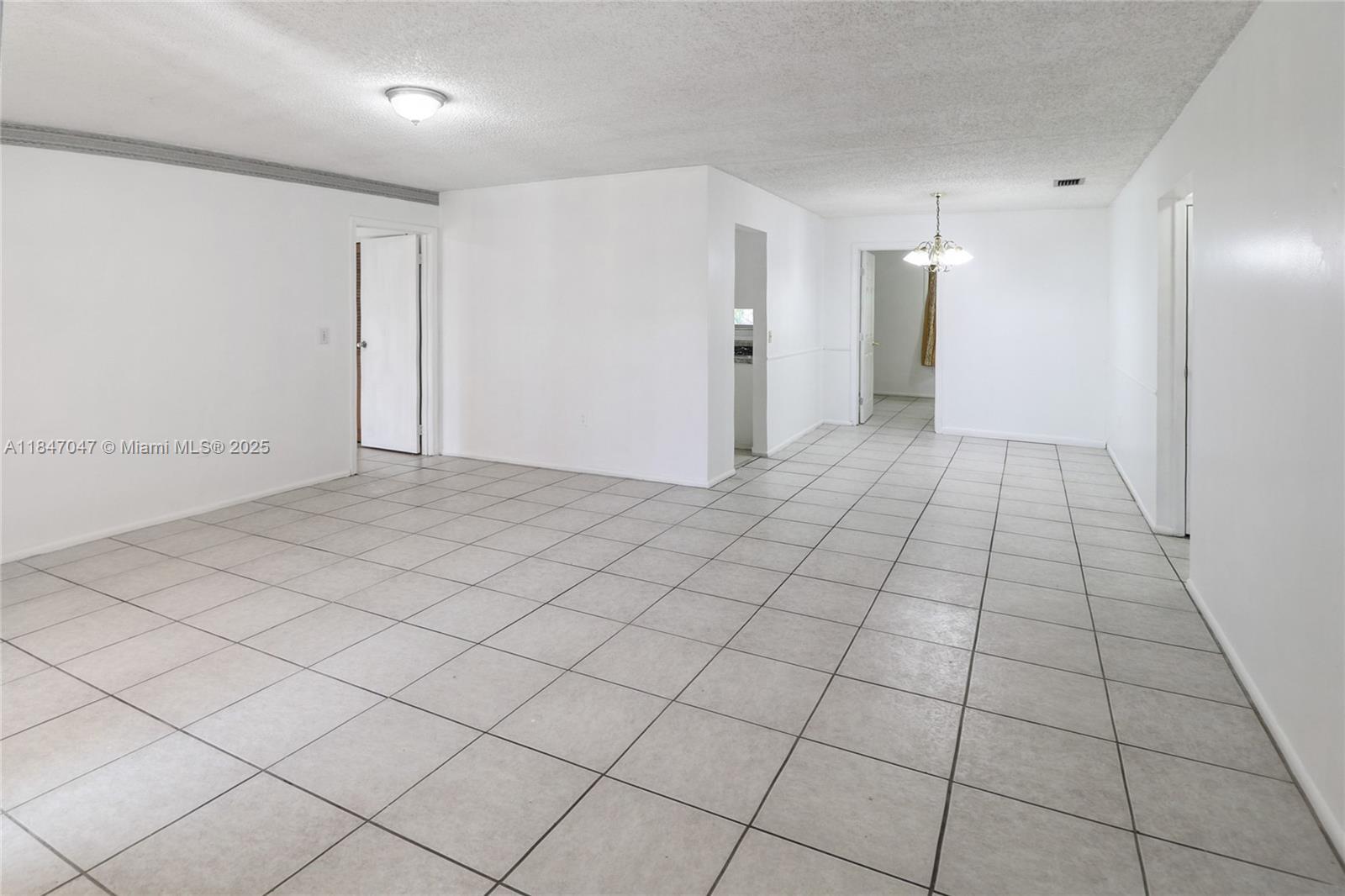 12020 NW 34th Pl, Sunrise FL 33323 photo 3