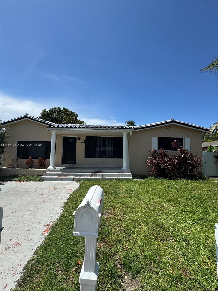 281 NE 169th St, North Miami Beach FL 33162
