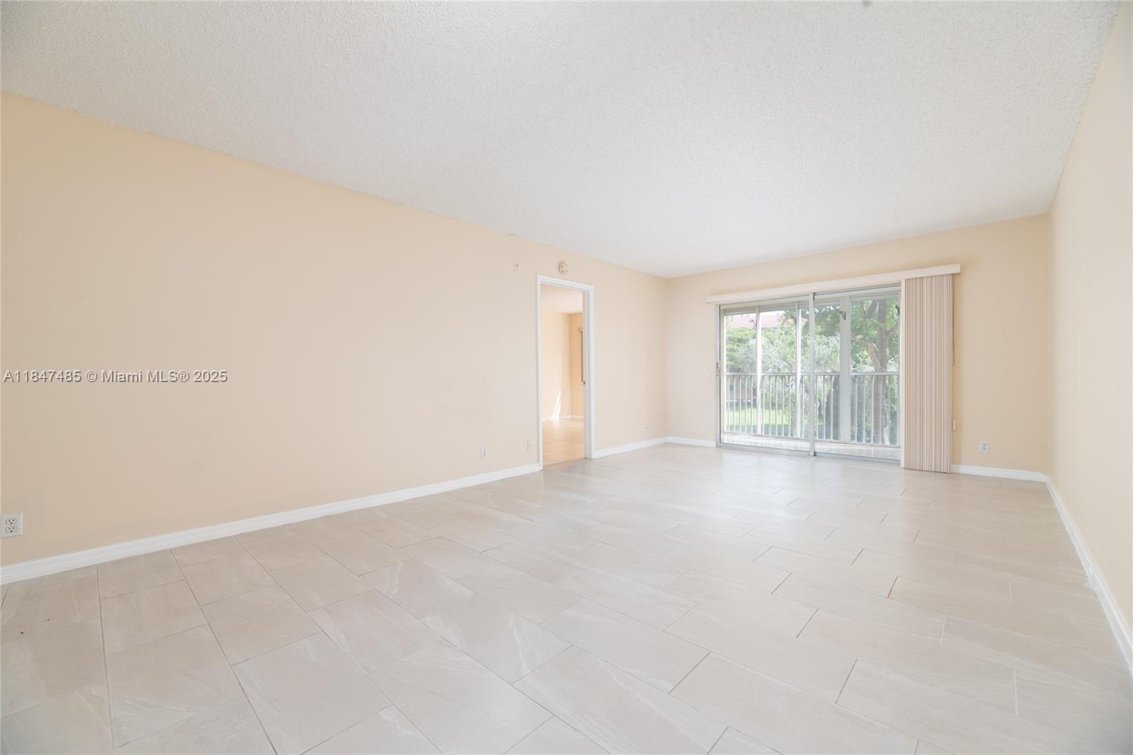 13000 SW 15th Ct # 206U, Pembroke Pines FL 33027 photo 5