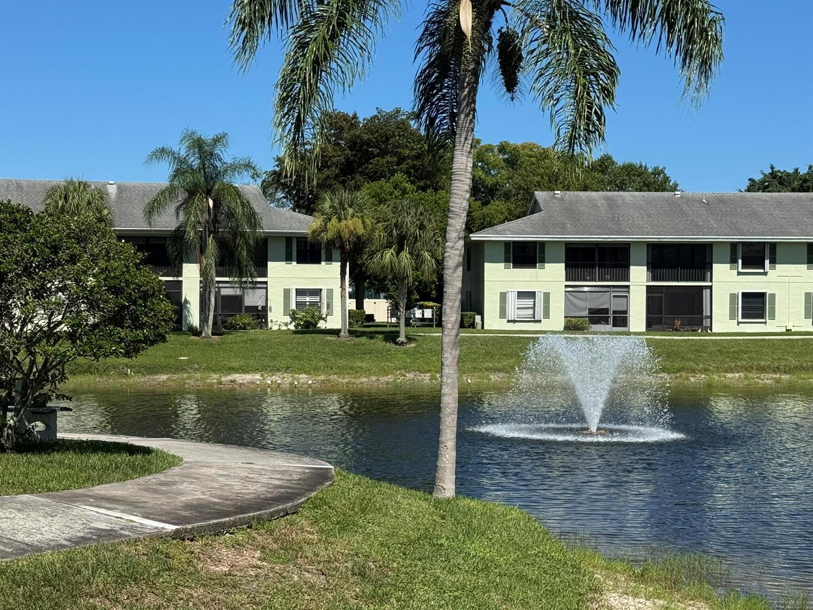 801 Sabal Ridge Circle # H, Palm Beach Gardens FL 33418 photo 2