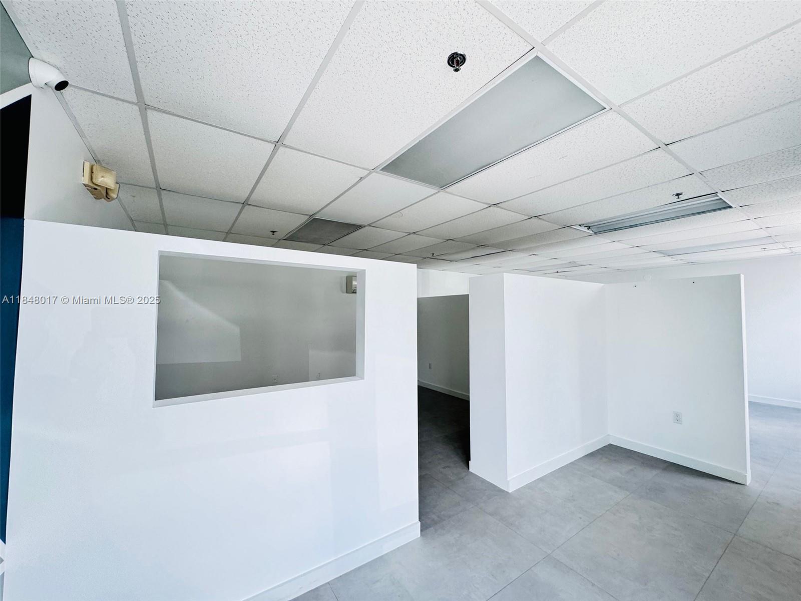2365 NW 70th Ave # C14, Miami FL 33122 photo 2