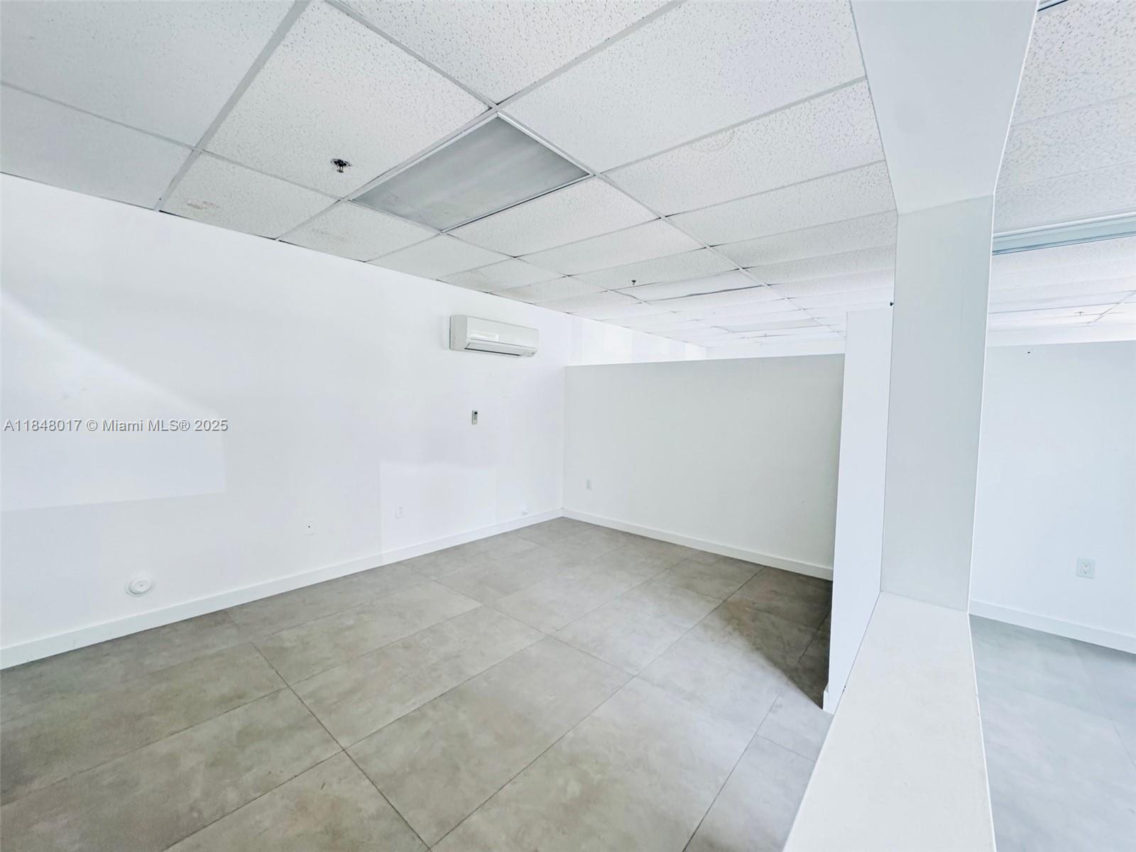 2365 NW 70th Ave # C14, Miami FL 33122 photo 3