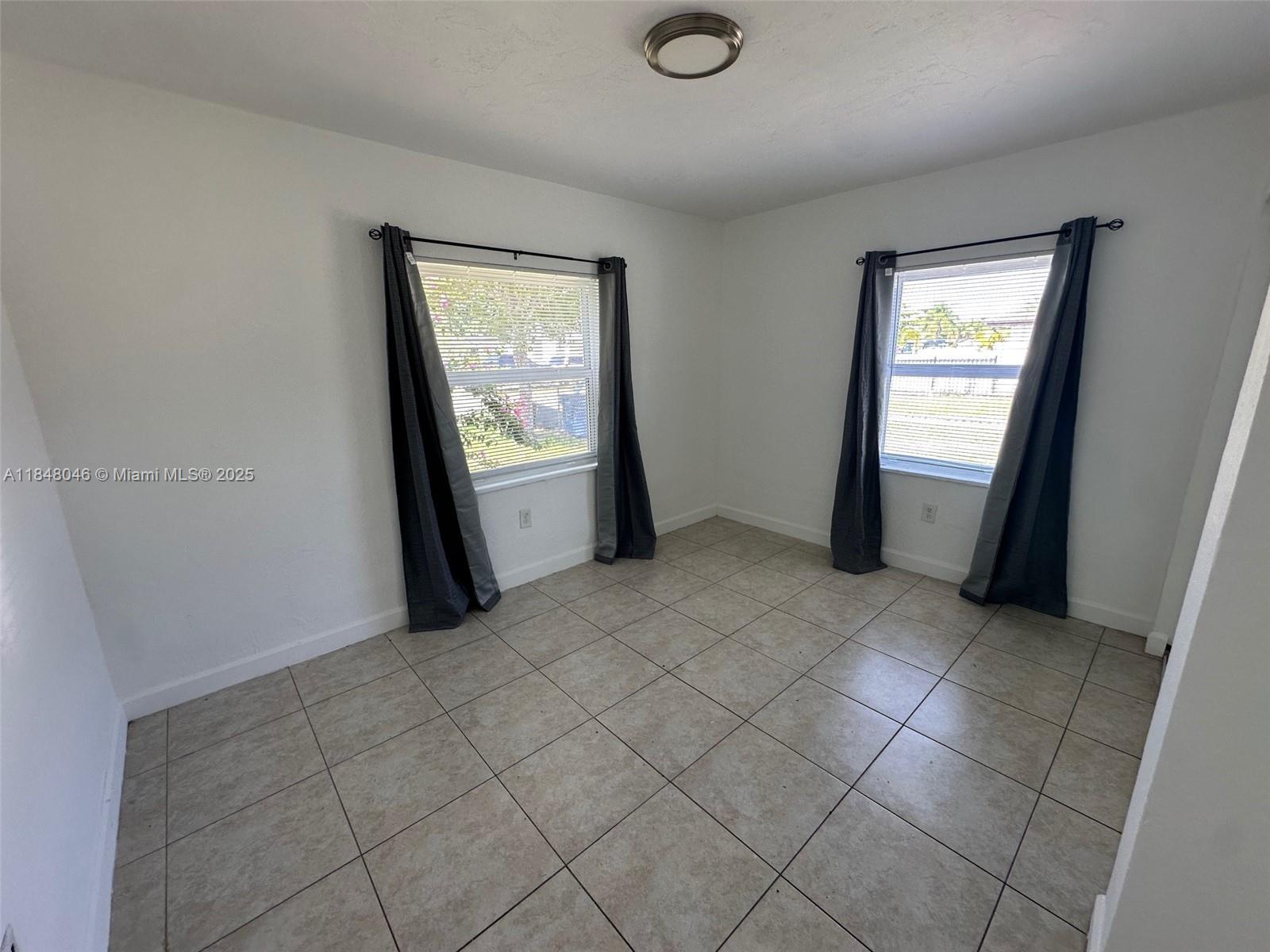 1790 NW 85th St, Miami FL 33147 photo 5