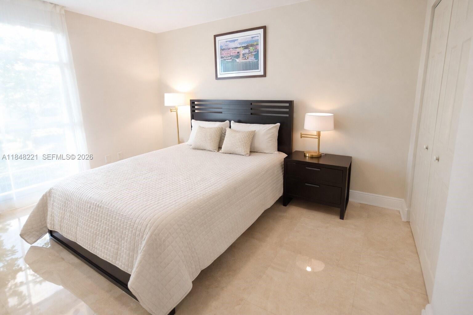 3701 N Country Club Dr # 204, Aventura FL 33180 photo 4