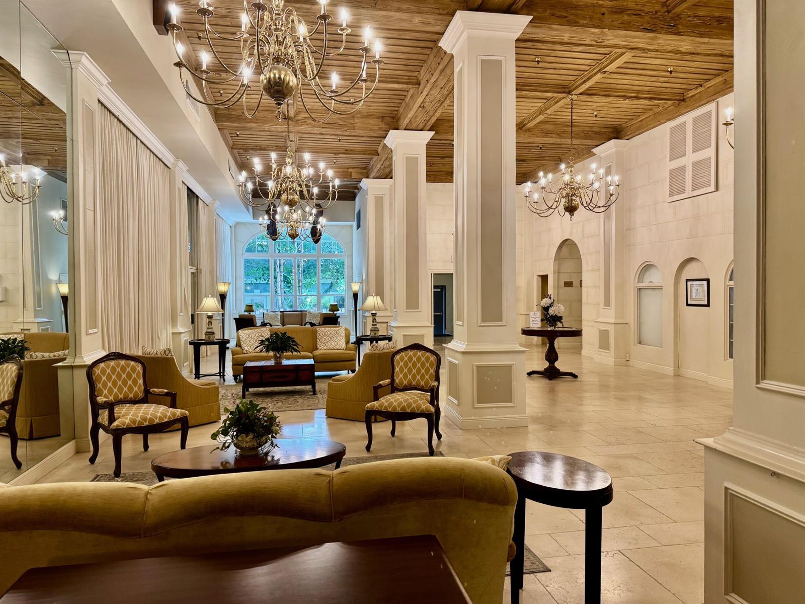235 Sunrise Avenue Unit 2008, Palm Beach FL 33480 photo 2