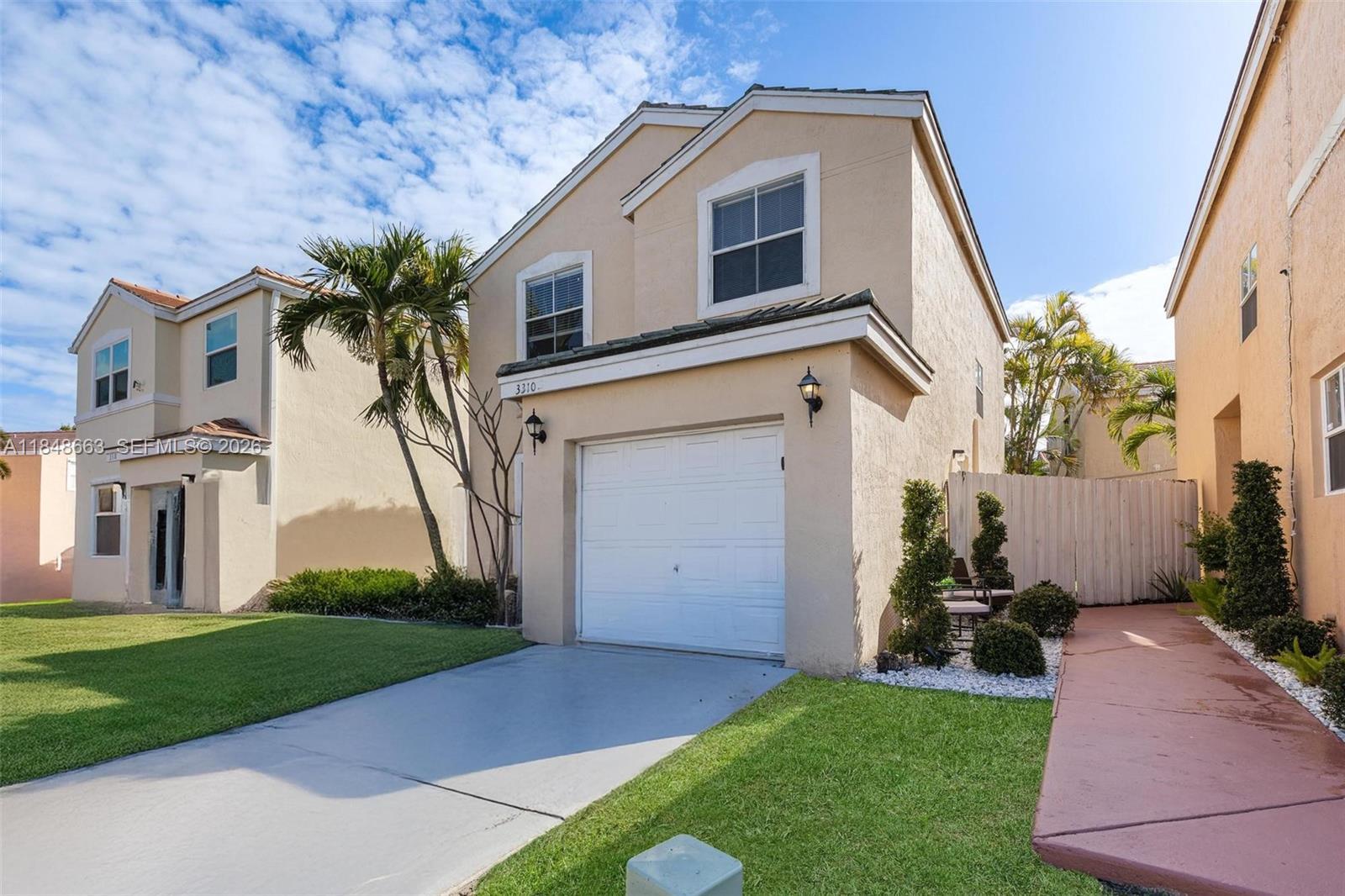 3310 Indian Key Blvd, Margate FL 33063 photo 4
