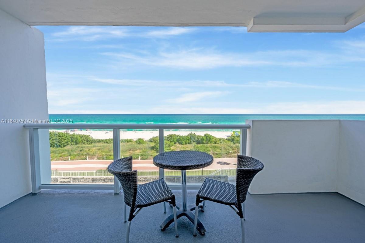5601 Collins Ave # 511, Miami Beach FL 33140 photo 3