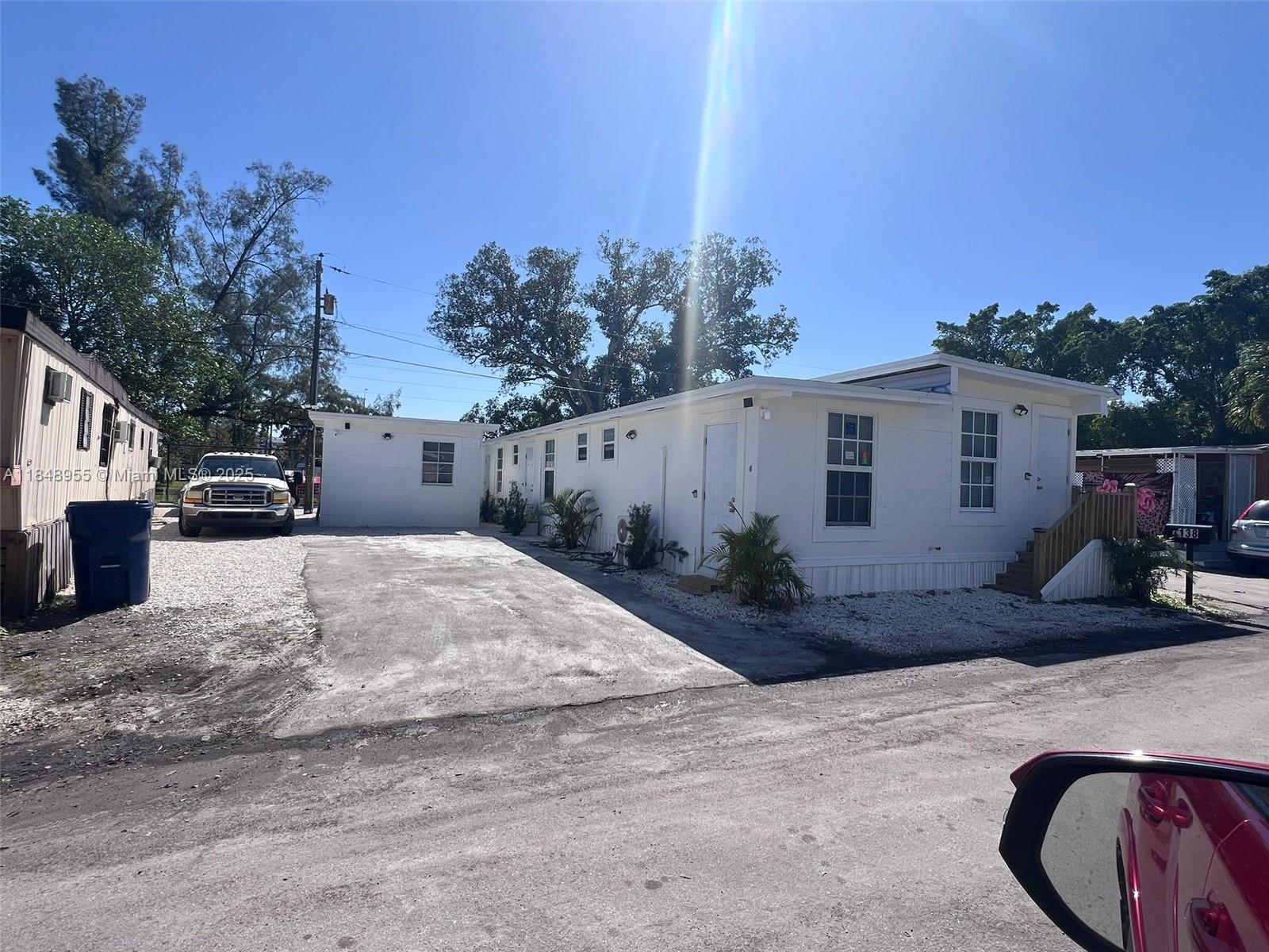 9674 NW 10th Ave, Miami FL 33150 photo 3