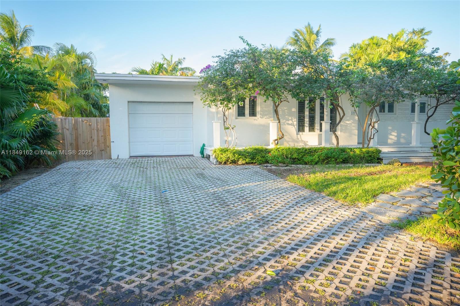 355 Redwood Ln, Key Biscayne FL 33149 photo 5