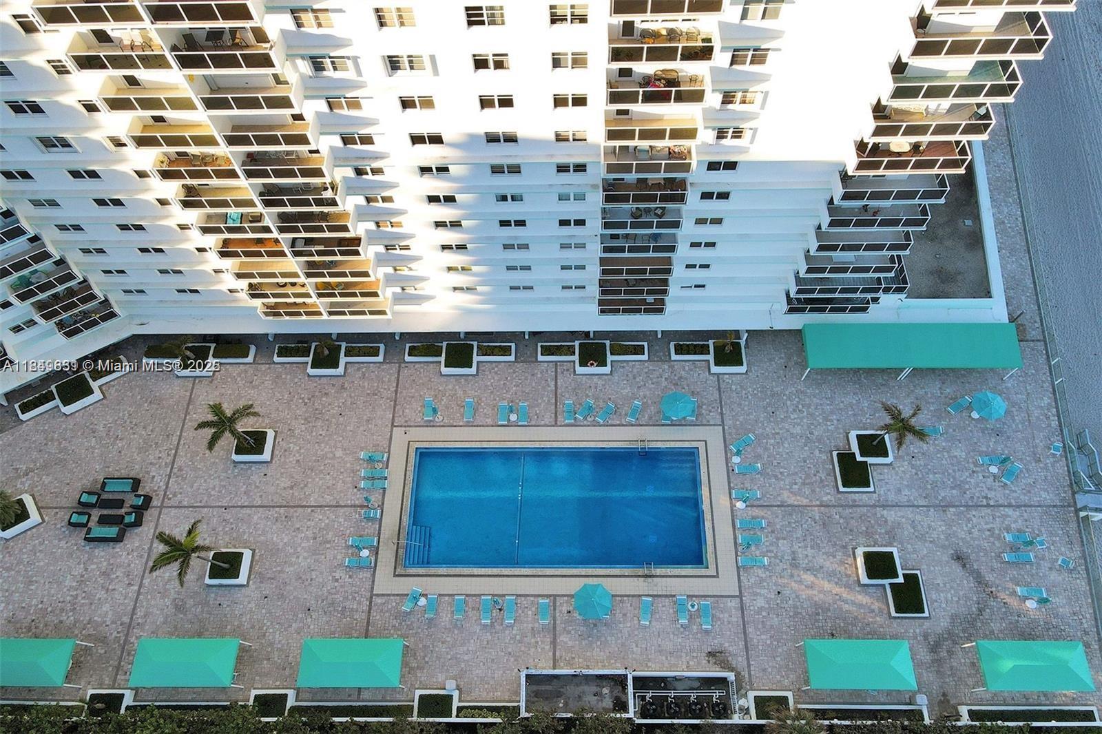 Hollywood, FL 33019 photo 3