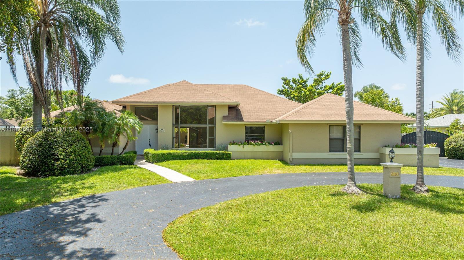 8110 SW 188th St, Cutler Bay FL 33157 photo 3