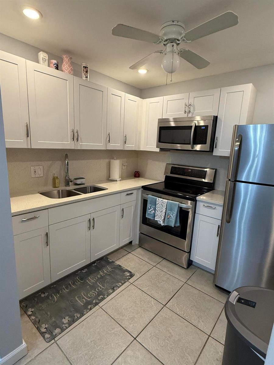 200 Village Green Circle E # K218, Palm Springs FL 33461 photo 3