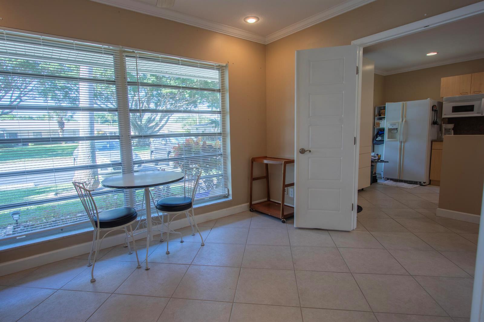 8666 Bella Vista Drive # 111, Boca Raton FL 33433 photo 4
