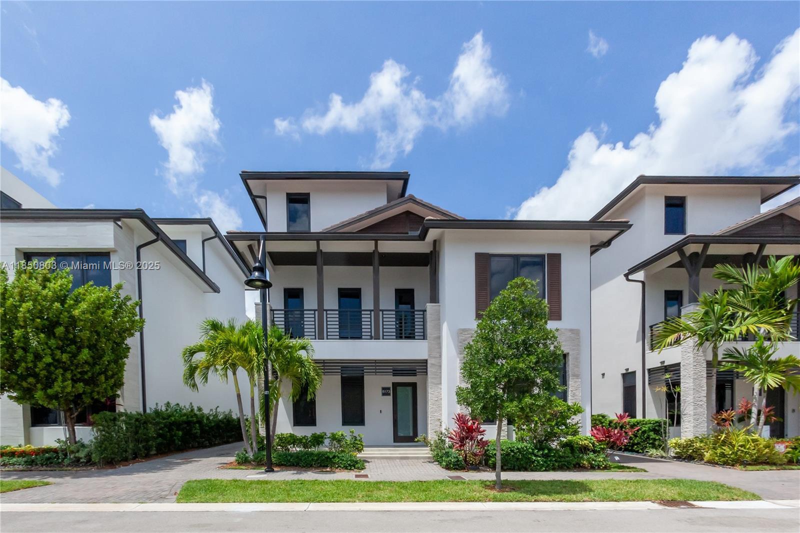 8173 NW 47th Ter, Doral FL 33166