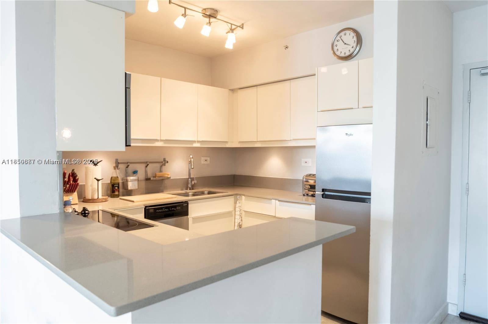 1500 Bay Rd # 1464S, Miami Beach FL 33139 photo 4