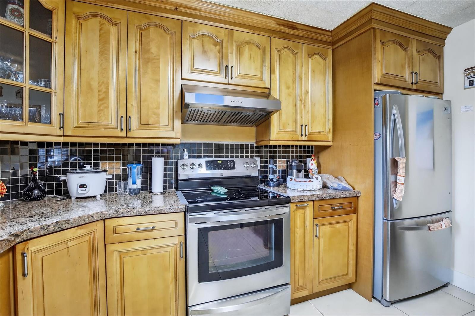 211 S Hollybrook Drive # 107, Pembroke Pines FL 33025 photo 2