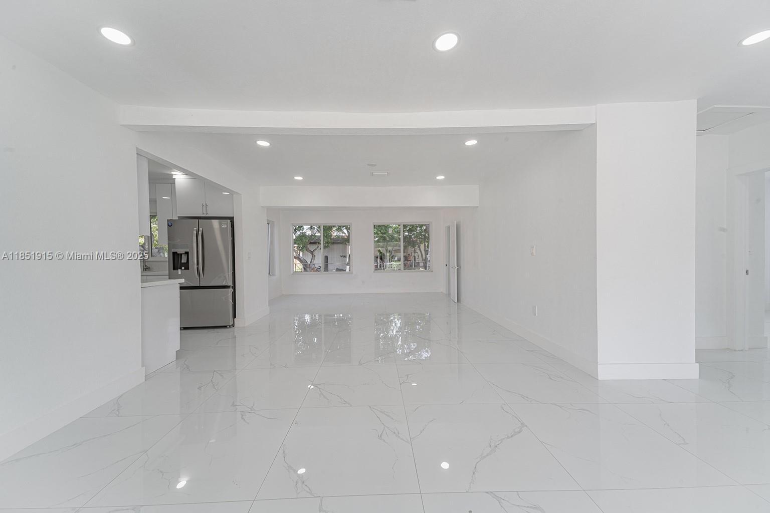 7721 Indigo St, Miramar FL 33023 photo 3