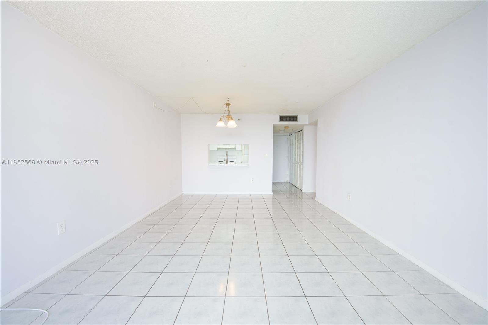 9688 Fontainebleau Blvd # 504, Miami FL 33172 photo 4