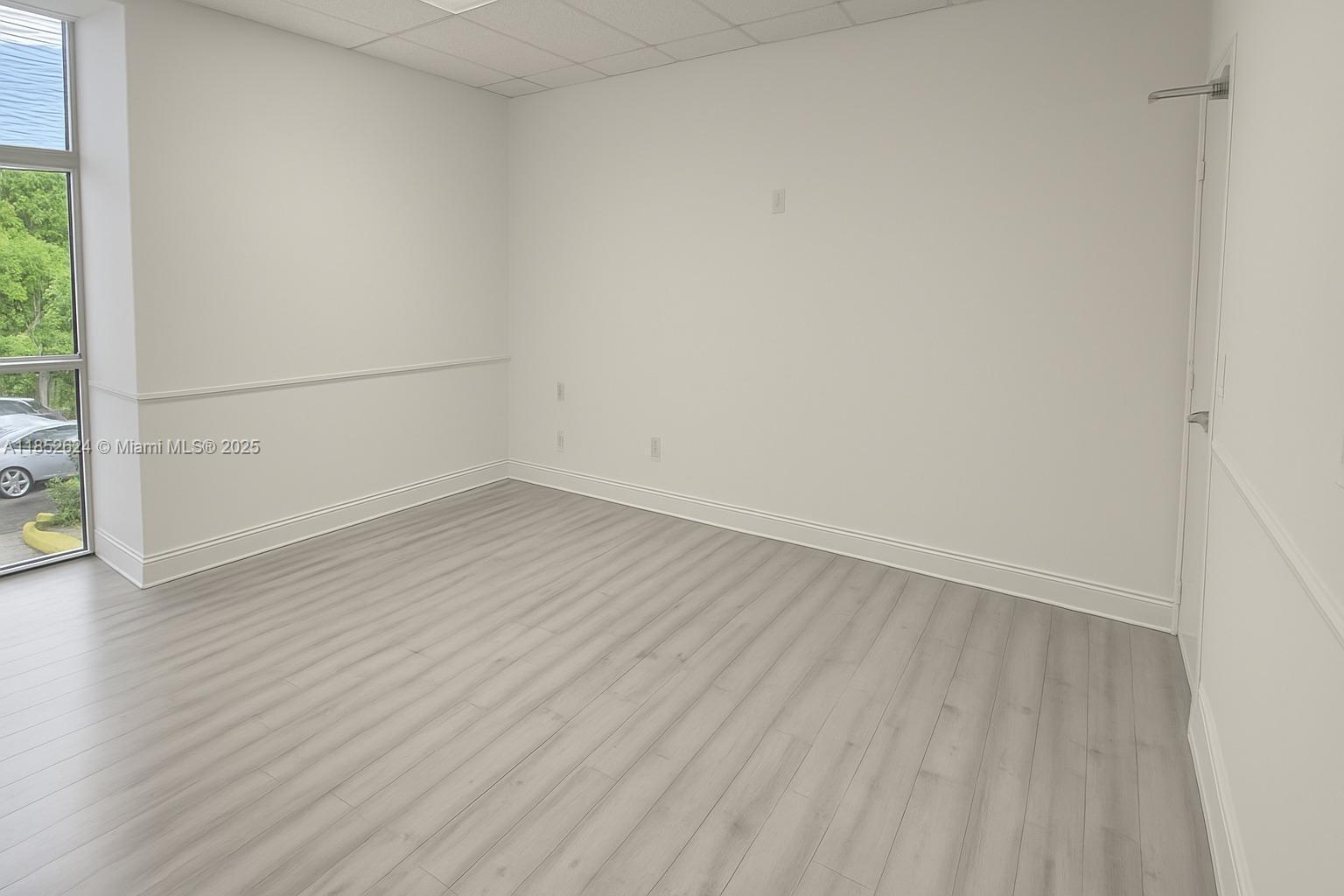 7500 NW 25th St # 204, Miami FL 33122 photo 3
