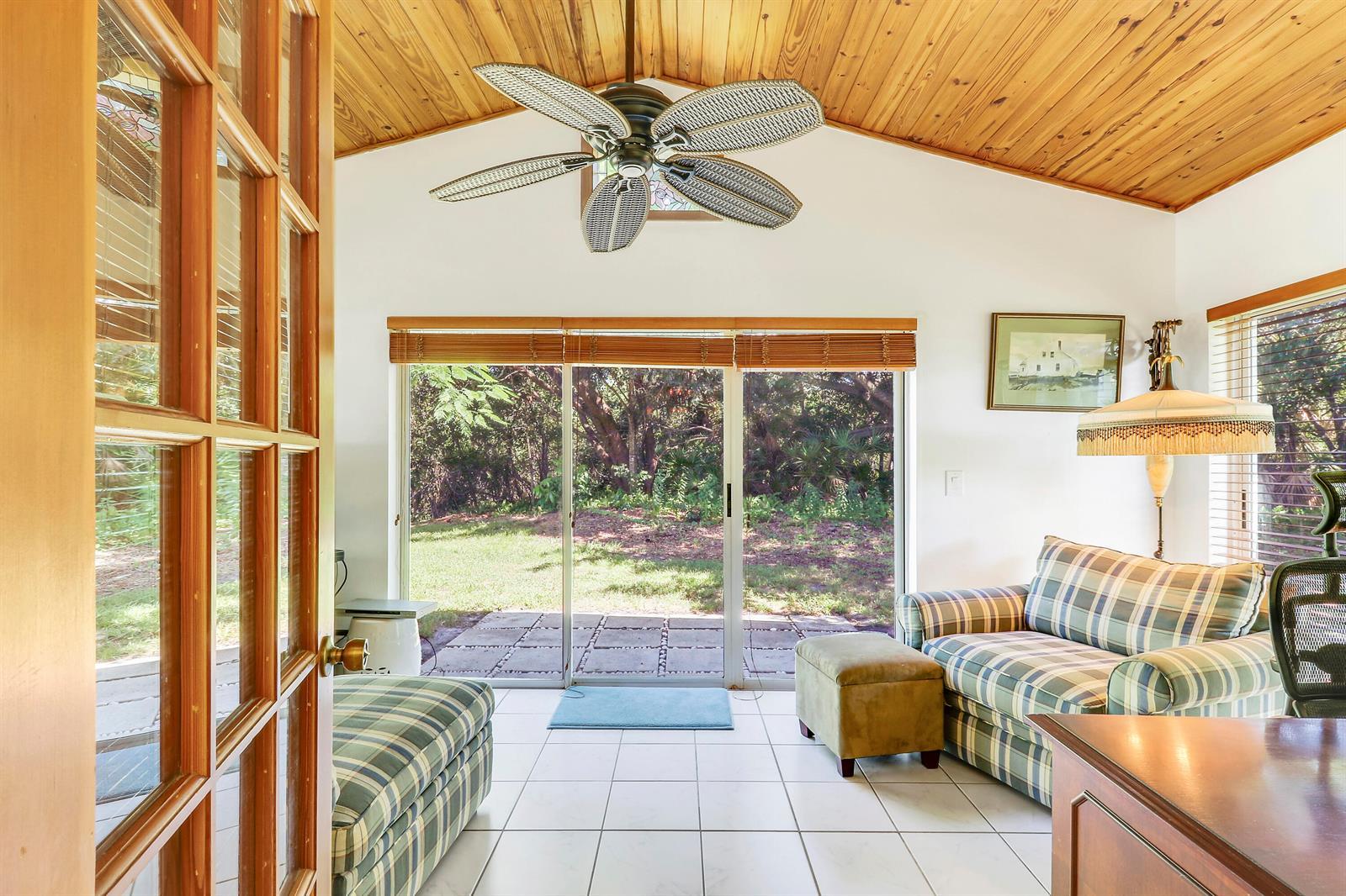 1329 Chippewa Street, Jupiter FL 33458