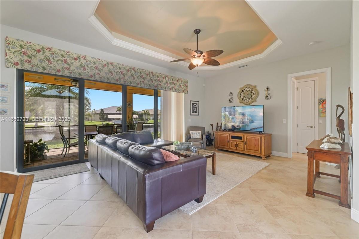 413 NW 39TH AVE, Cape Coral FL 33993 photo 4