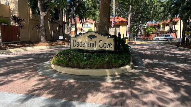 10170 SW 77th Ct, Miami FL 33156 photo 2