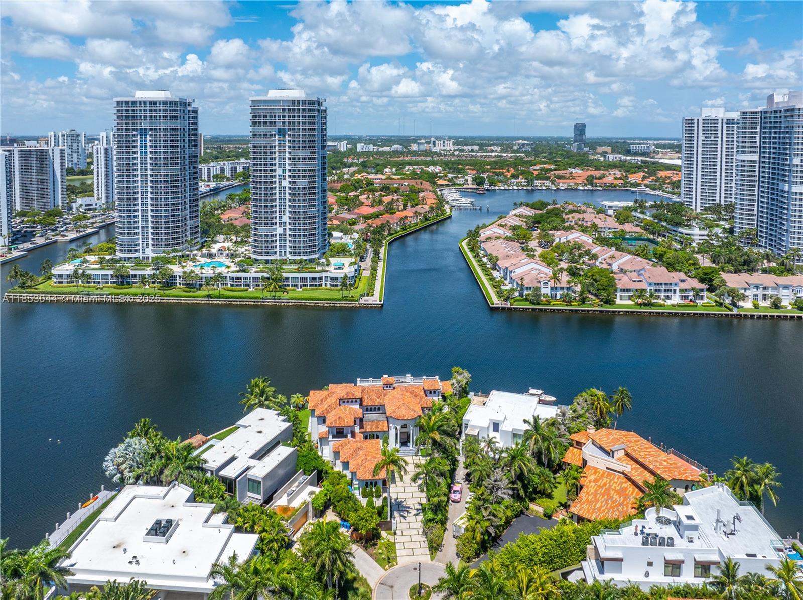 498 N Parkway Pkwy # 498, Golden Beach FL 33160 photo 3