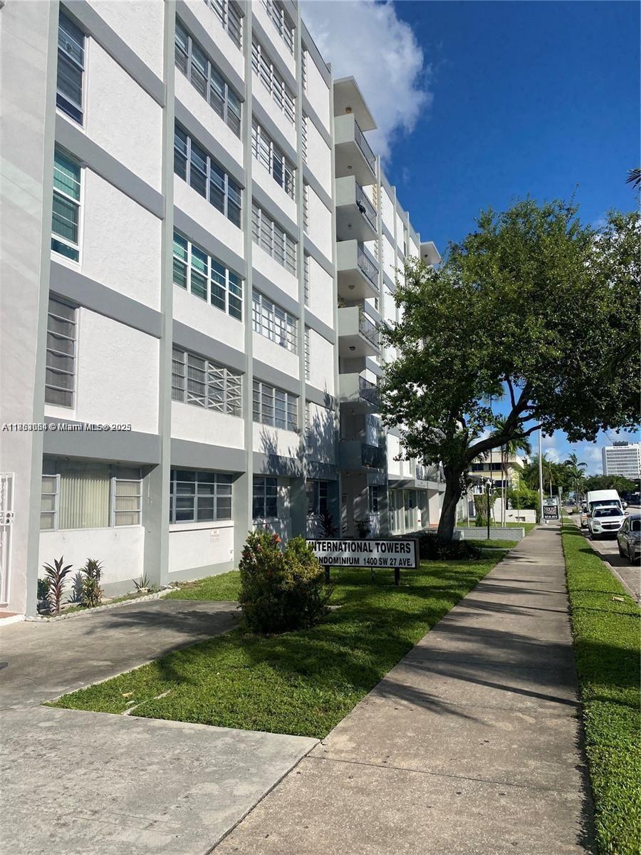 1400 SW 27th Ave # 301, Miami FL 33145 photo 2