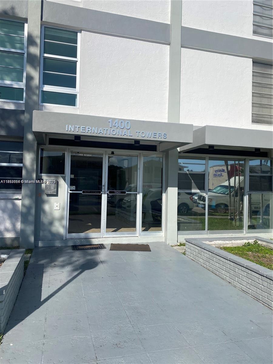 1400 SW 27th Ave # 301, Miami FL 33145 photo 4