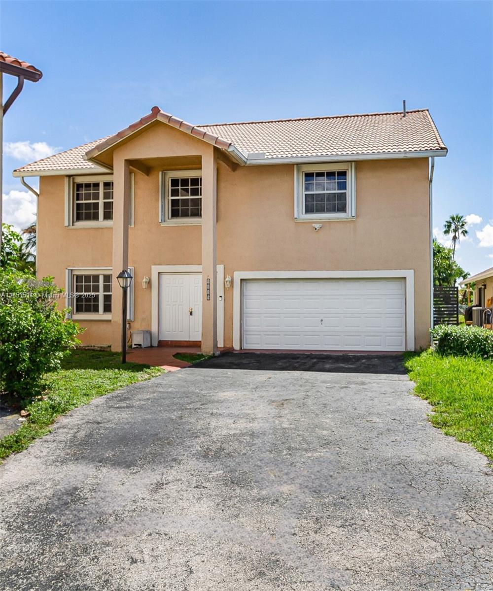 7725 NW 192nd St, Hialeah FL 33015 photo 4
