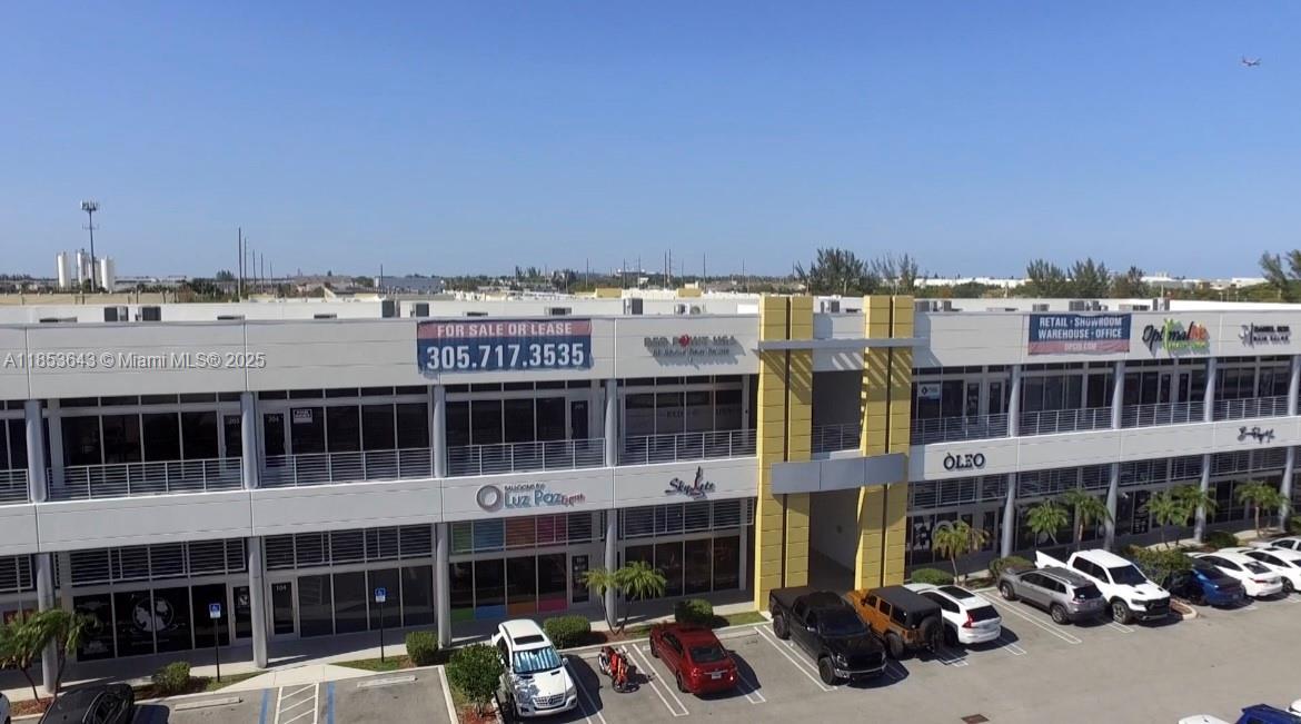 10887 NW 17th St # 204, Sweetwater FL 33172