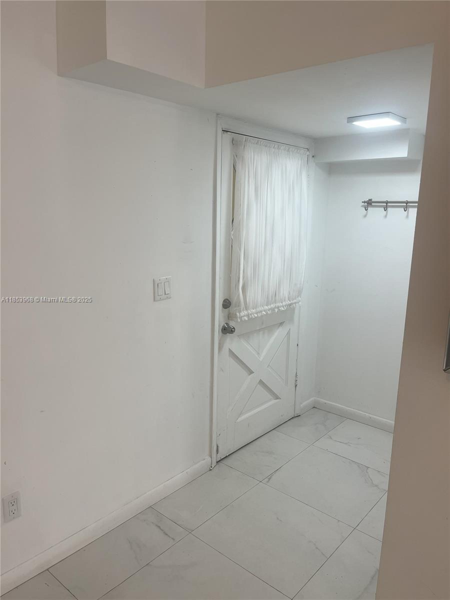 1239 Mariposa Ave # 2, Coral Gables FL 33146 photo 5