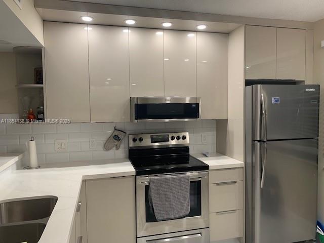 6097 Balboa Cir # 203, Boca Raton FL 33433 photo 4