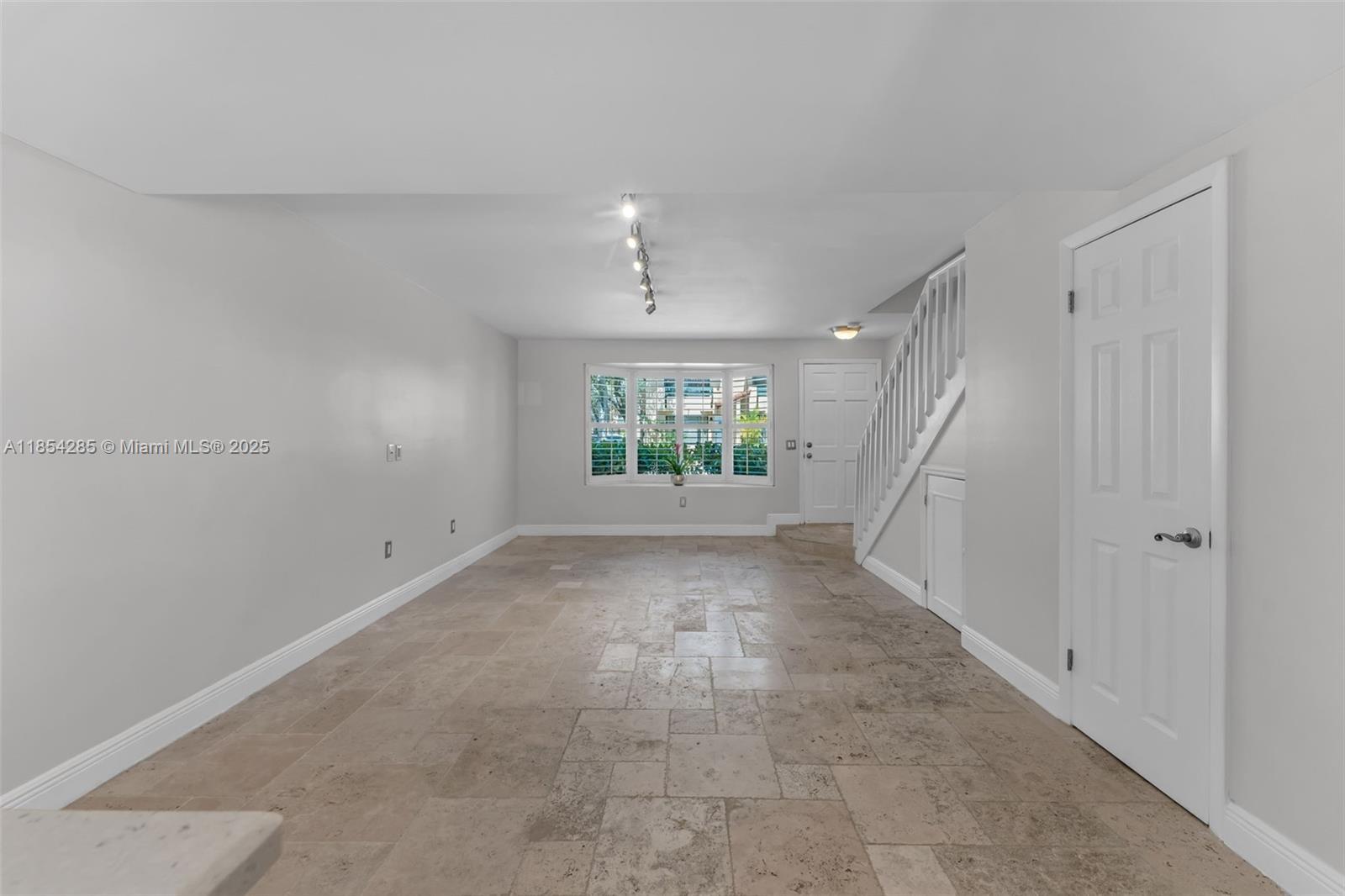 7871 SW 102nd Ln, Miami FL 33156 photo 5