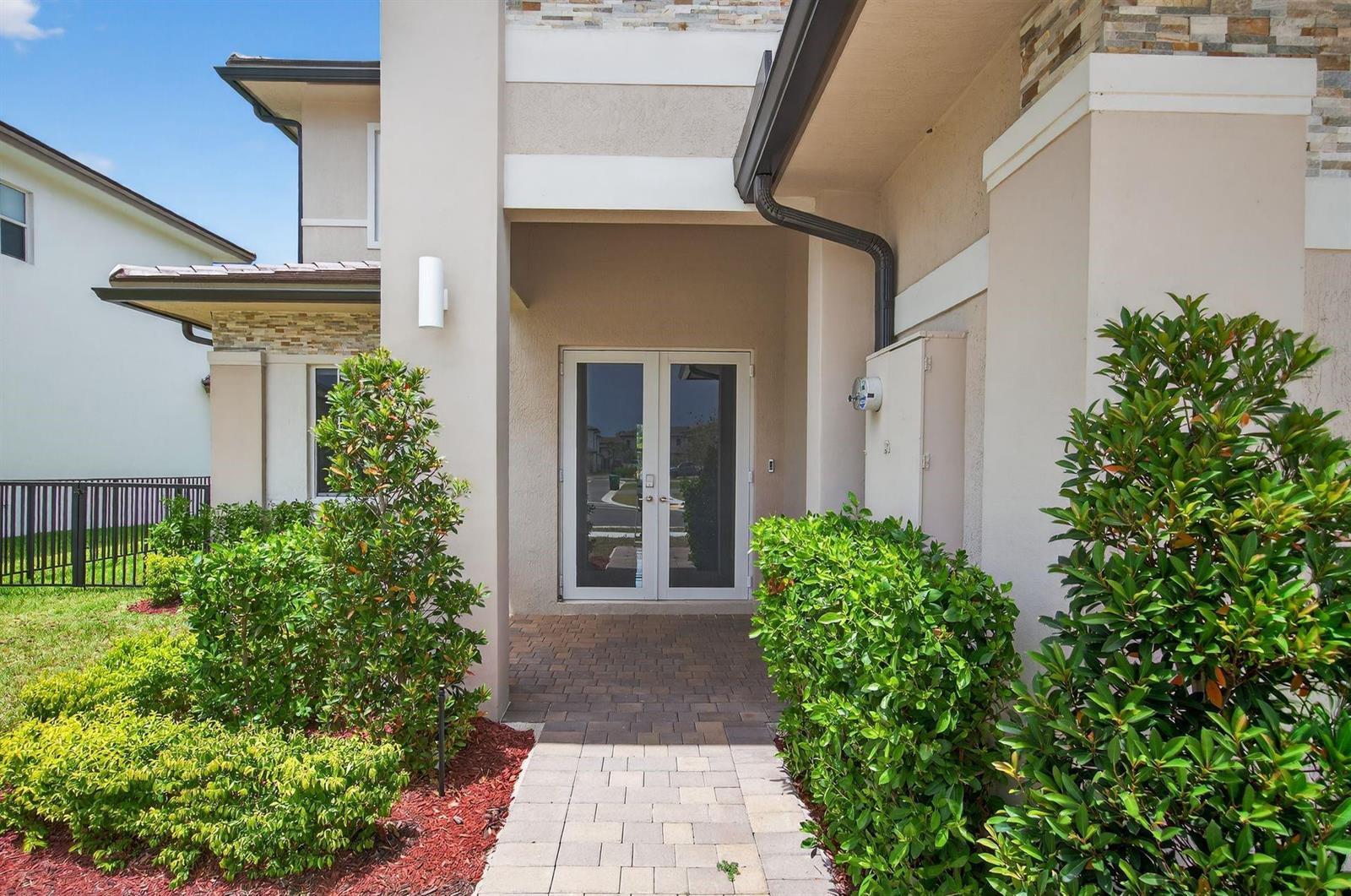 4421 SW 123rd Lane, Davie FL 33330 photo 2