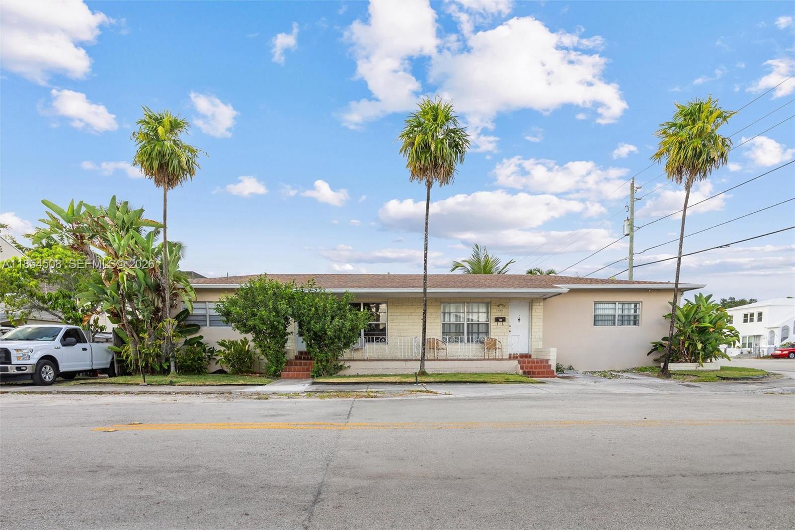 1701 SW 21st St, Miami FL 33145 photo 2