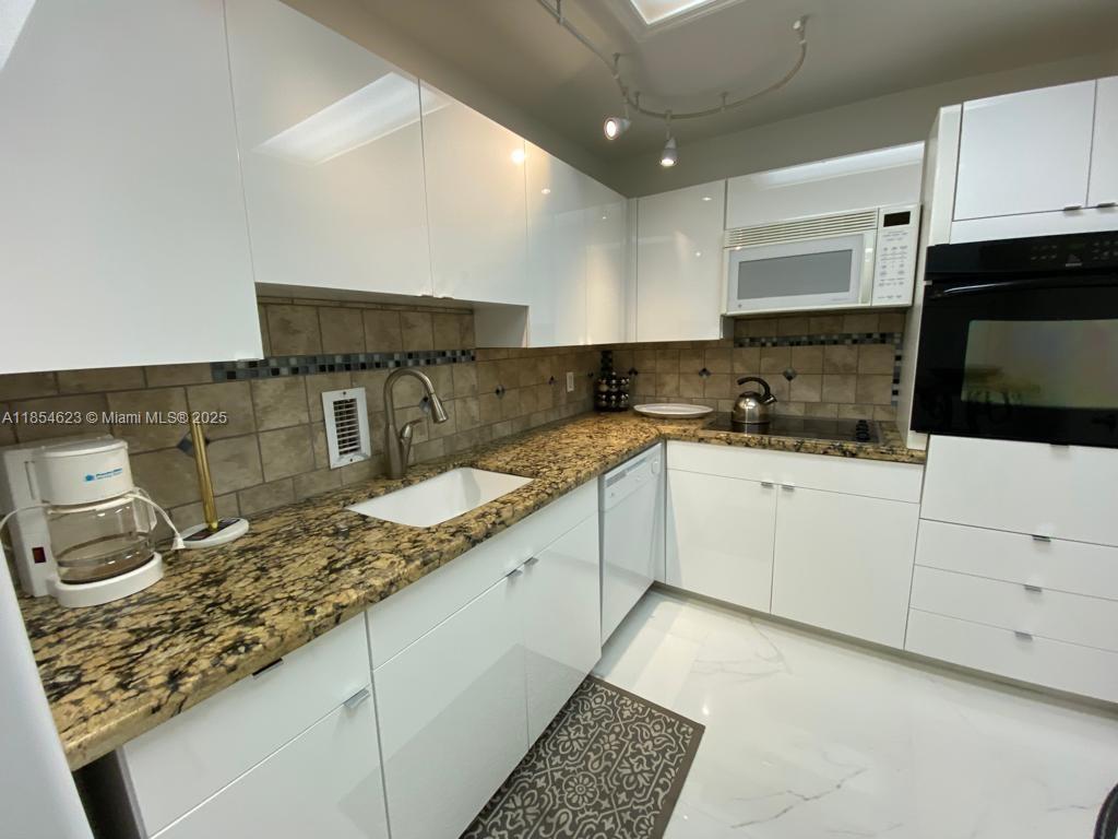 4001 S Ocean Dr # 10F, Hollywood FL 33019 photo 3
