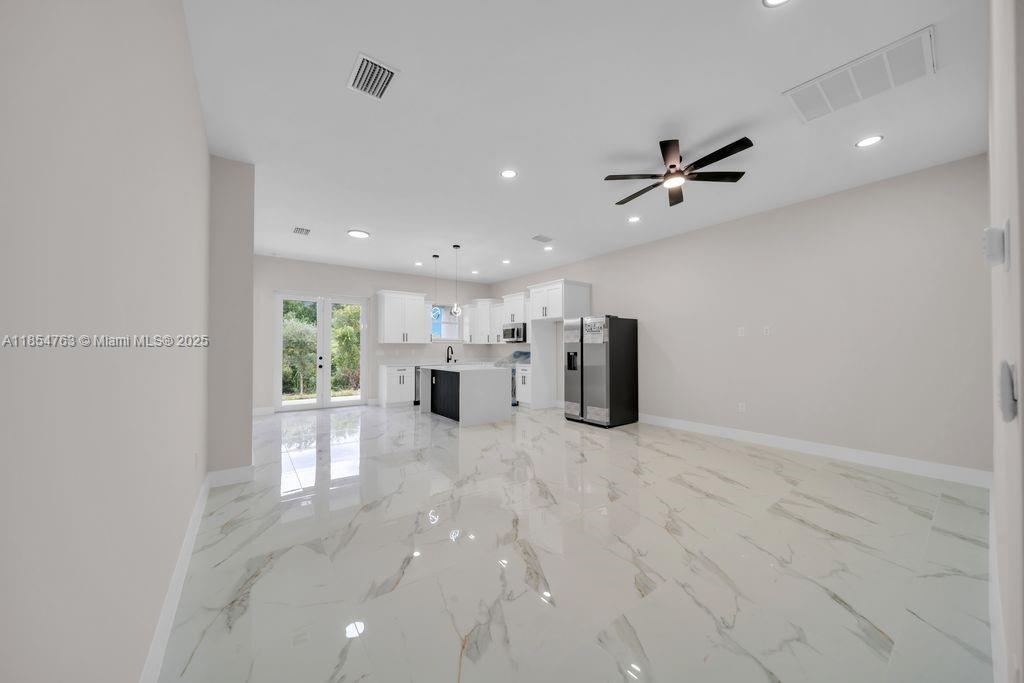 732/734 Jack Ave S, Lehigh Acres FL 33973 photo 4