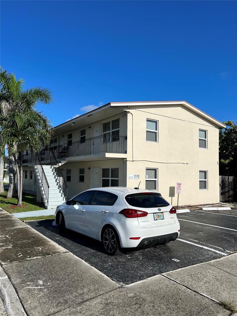 1201 N e Street # 2, FL 33460