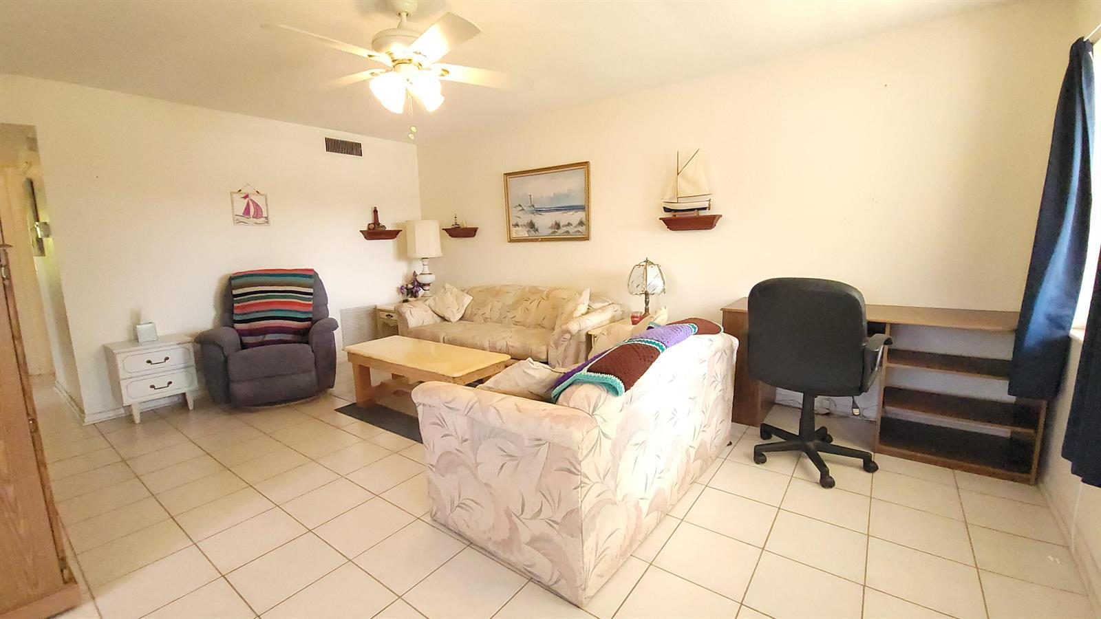 147 Bedford F, West Palm Beach FL 33417 photo 2