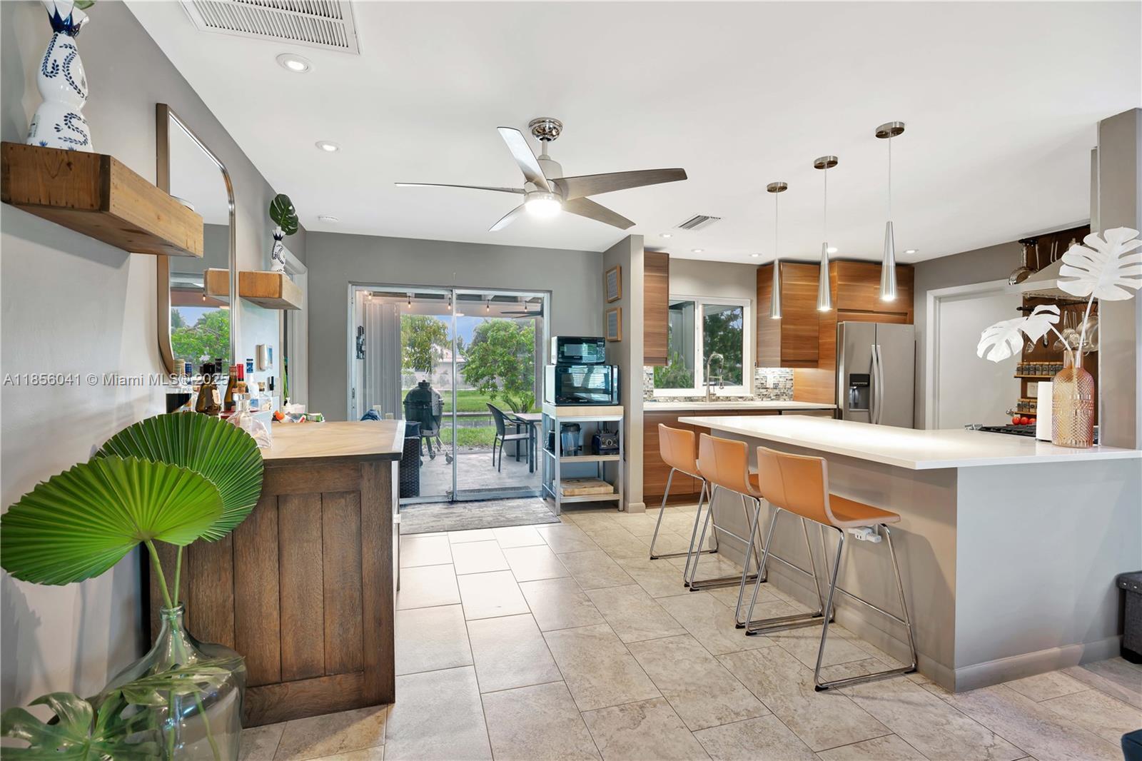 553 Riverside Drive, Palm Beach Gardens FL 33410 photo 4