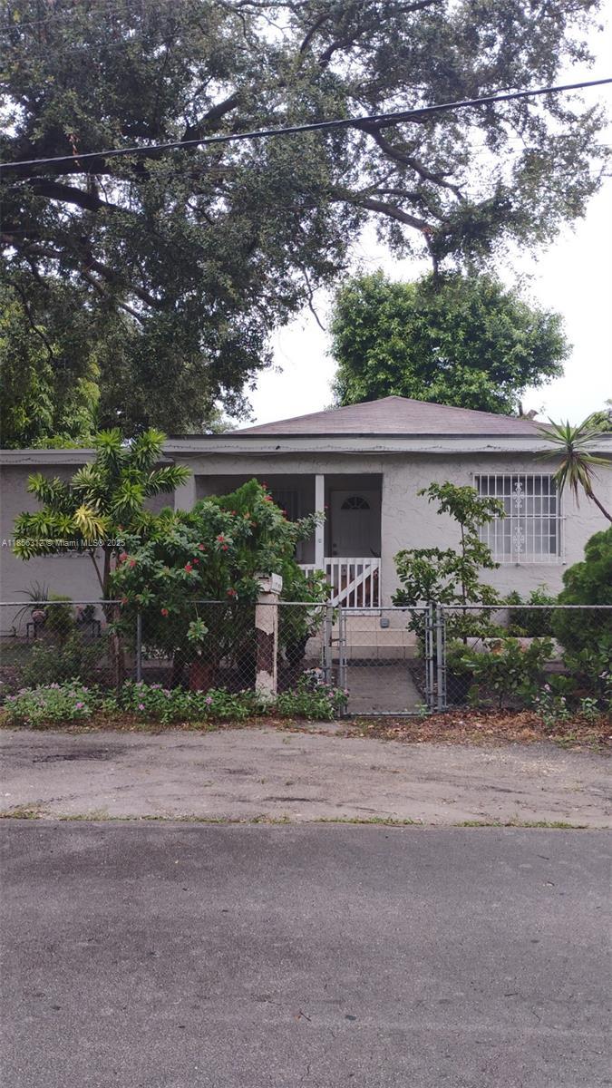 7312 NW 17th Ct, Miami FL 33147 photo 3